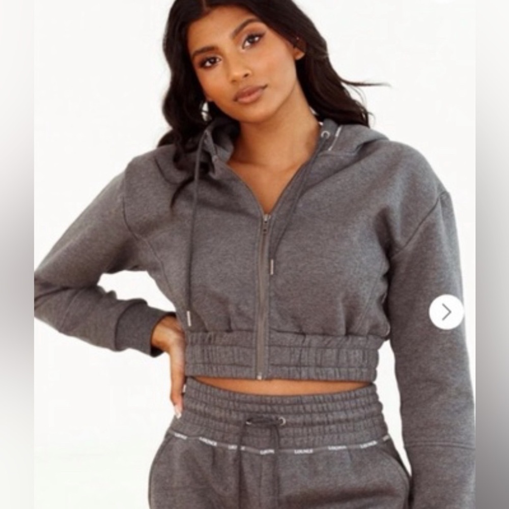 Black Lounge Scrunchie Hoodie sz. Small